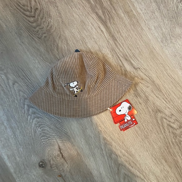 Zara Other - Zara Baby Snoopy Hat - one size but fits 6-24 months